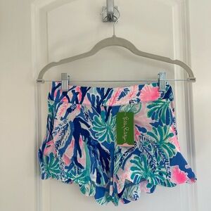 (NWT) Lilly Pulitzer XS Dahlia Short in Jet Stream Print